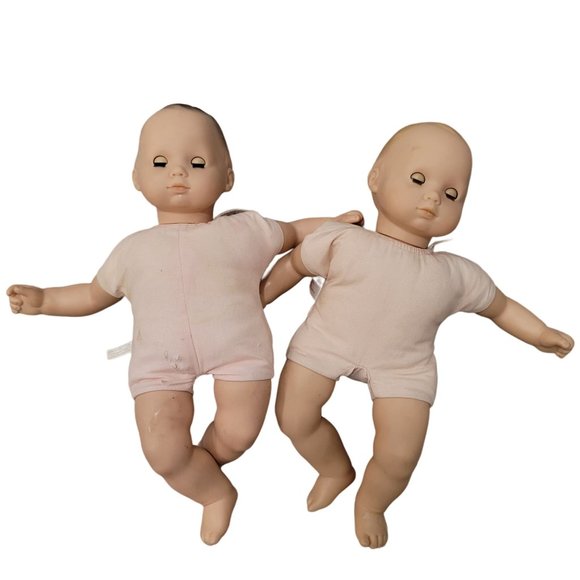 American girl bitty babies lot of 2. eyes open and close, have signs of age/wear - Picture 1 of 7